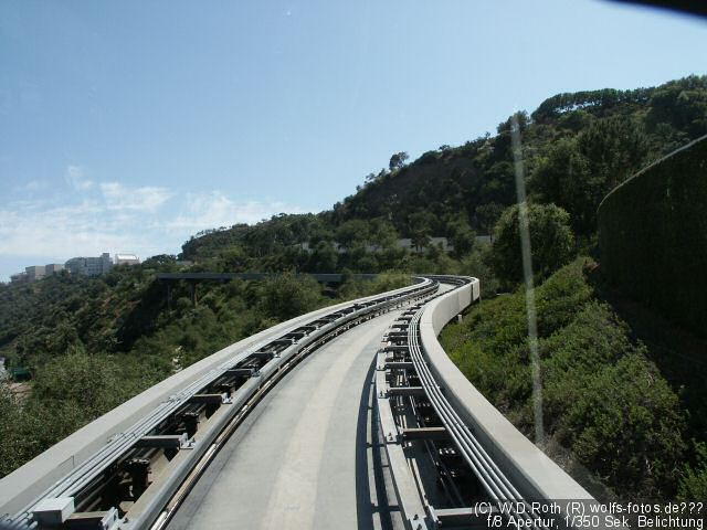 Blick aus dem "Fahrerfenster" der Monorail